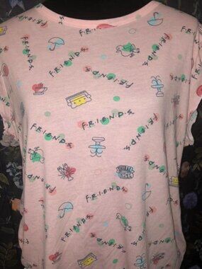 Friends tee shirt pink size large